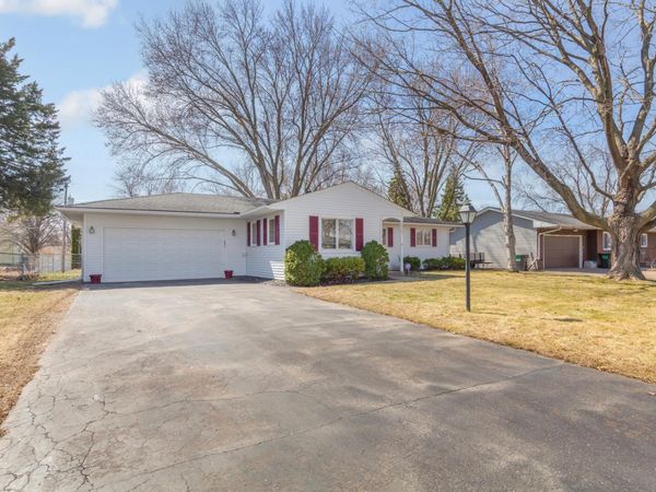 2042 Bluestone Lane , Eagan, MN 55122