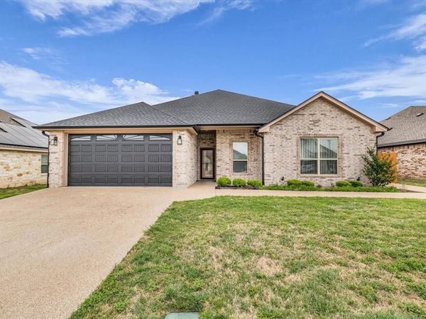 5524 Black Horse Court, Waco, TX 76708