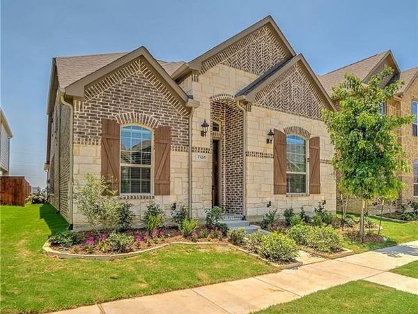 7124 Isle Royal Lane, Irving, TX 75063