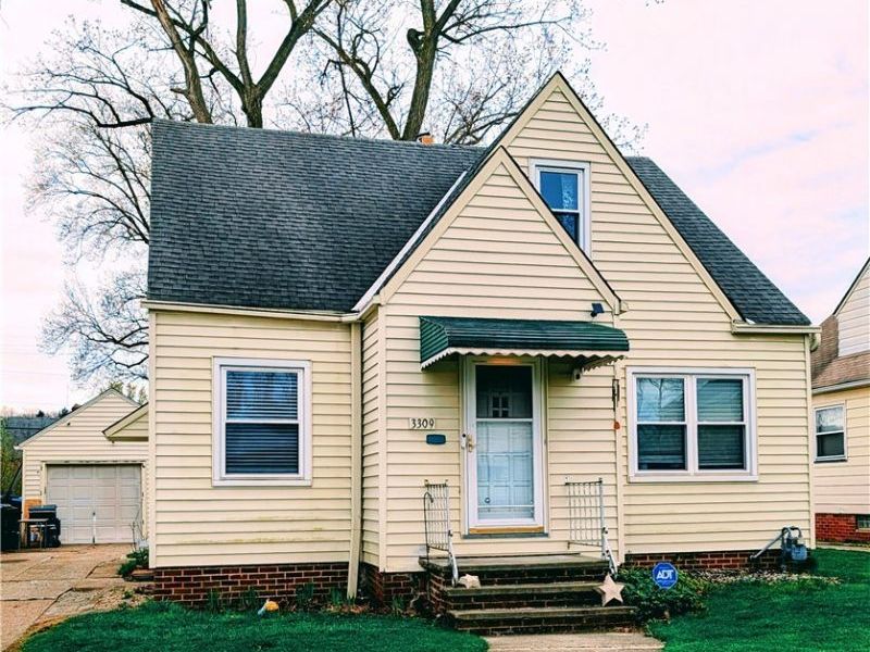3309 Lincoln Avenue , Parma, OH 44134 Photo 2
