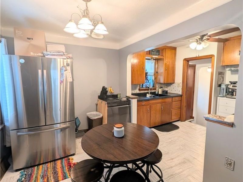 3309 Lincoln Avenue , Parma, OH 44134 Photo 4