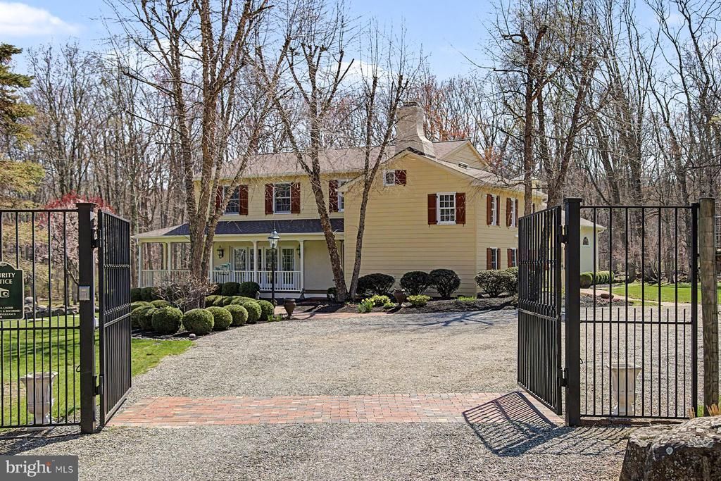 1722 RINGING ROCKS ROAD , UPPER BLACK EDDY, PA 18972