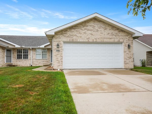 5816 Iris Lane, Schererville, IN 46375