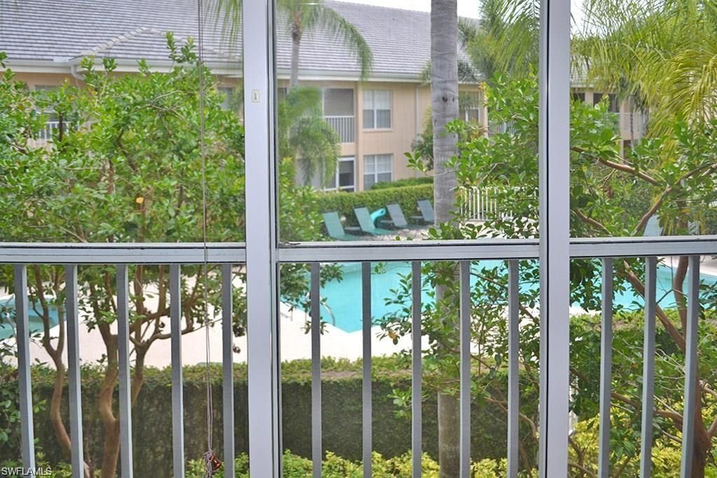 5635 Turtle Bay Dr, Unit 6, Naples, FL 34108 Photo