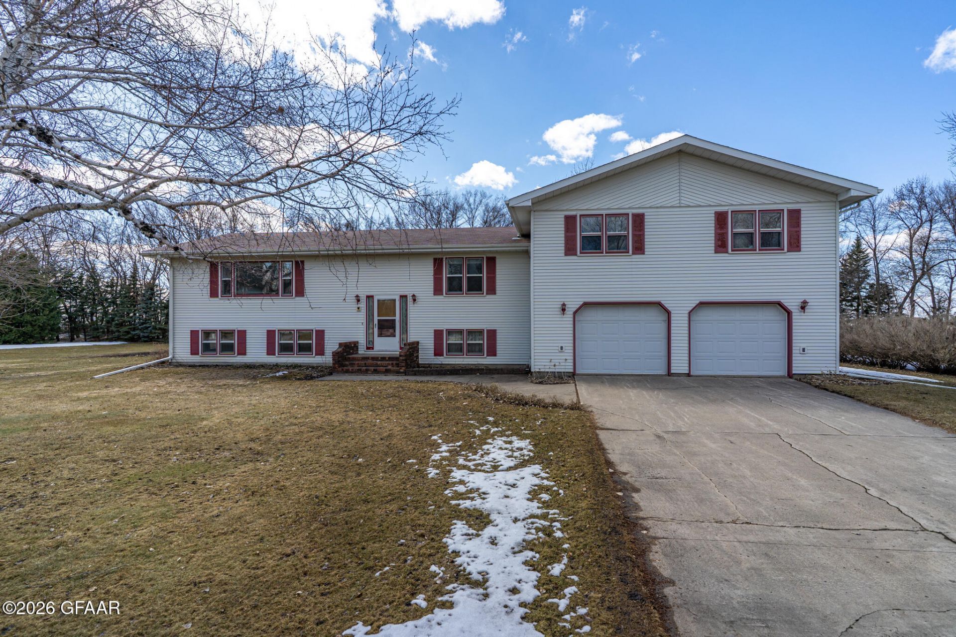 6850 WOODCREST Road  primary photo