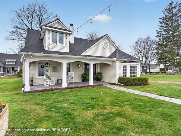 8325 Cooley Beach Drive, White Lake, MI 48386