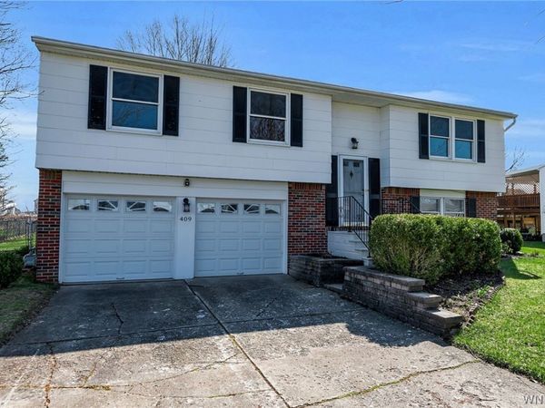 409 Tracey Lane, Grand Island, NY 14072