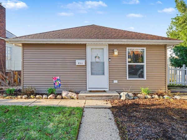 211 E Battell Street, Mishawaka, IN 46545