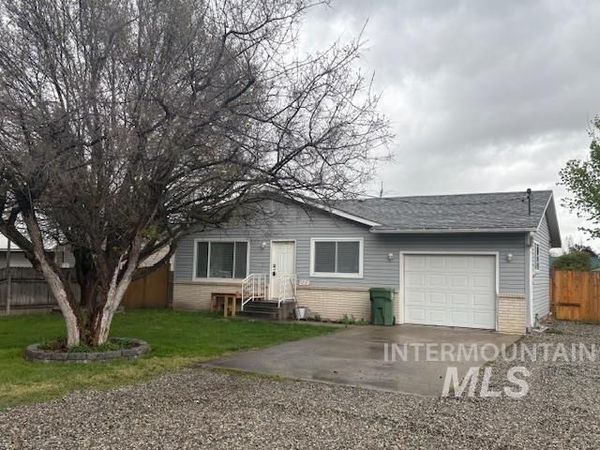273 S West Blvd, New Plymouth, ID 83655