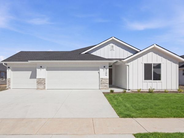 7104 E Marble Springs Dr, Nampa, ID 83687