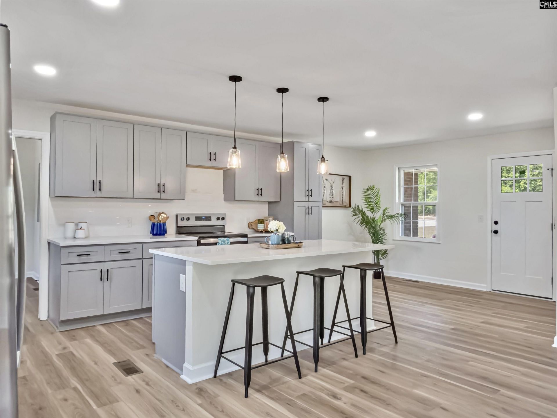 114 Azalea Drive Photo 9