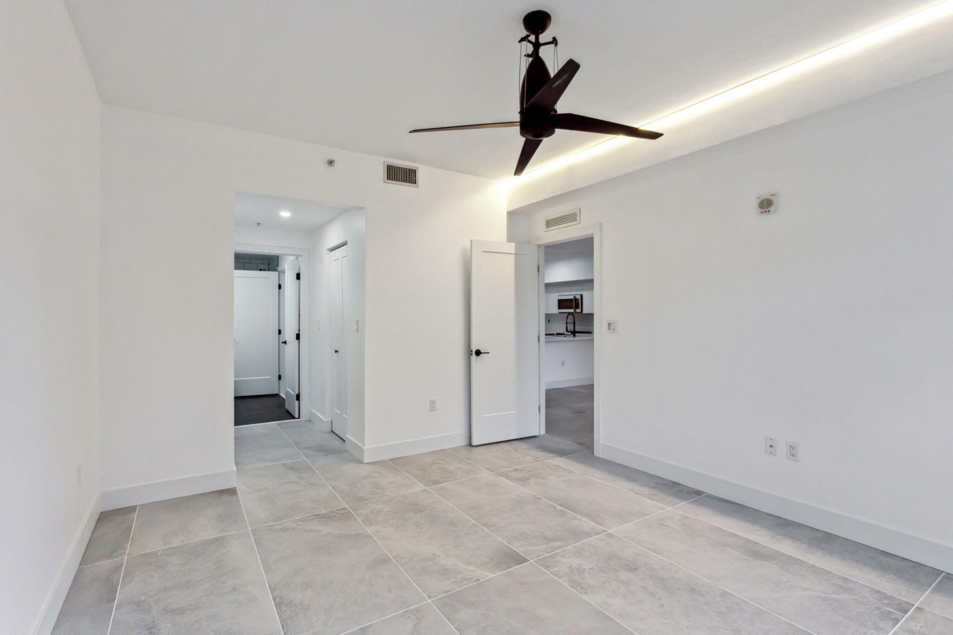 250 NE 3rd Avenue, Unit 1-416, Delray Beach, FL 33444 Photo