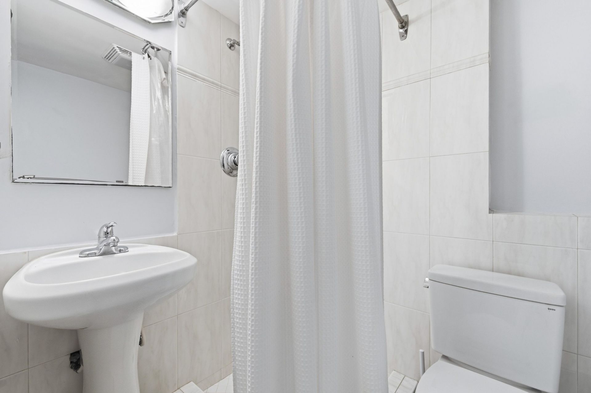 139 Sunrise Avenue, Unit 102, Palm Beach, FL 33480 Photo