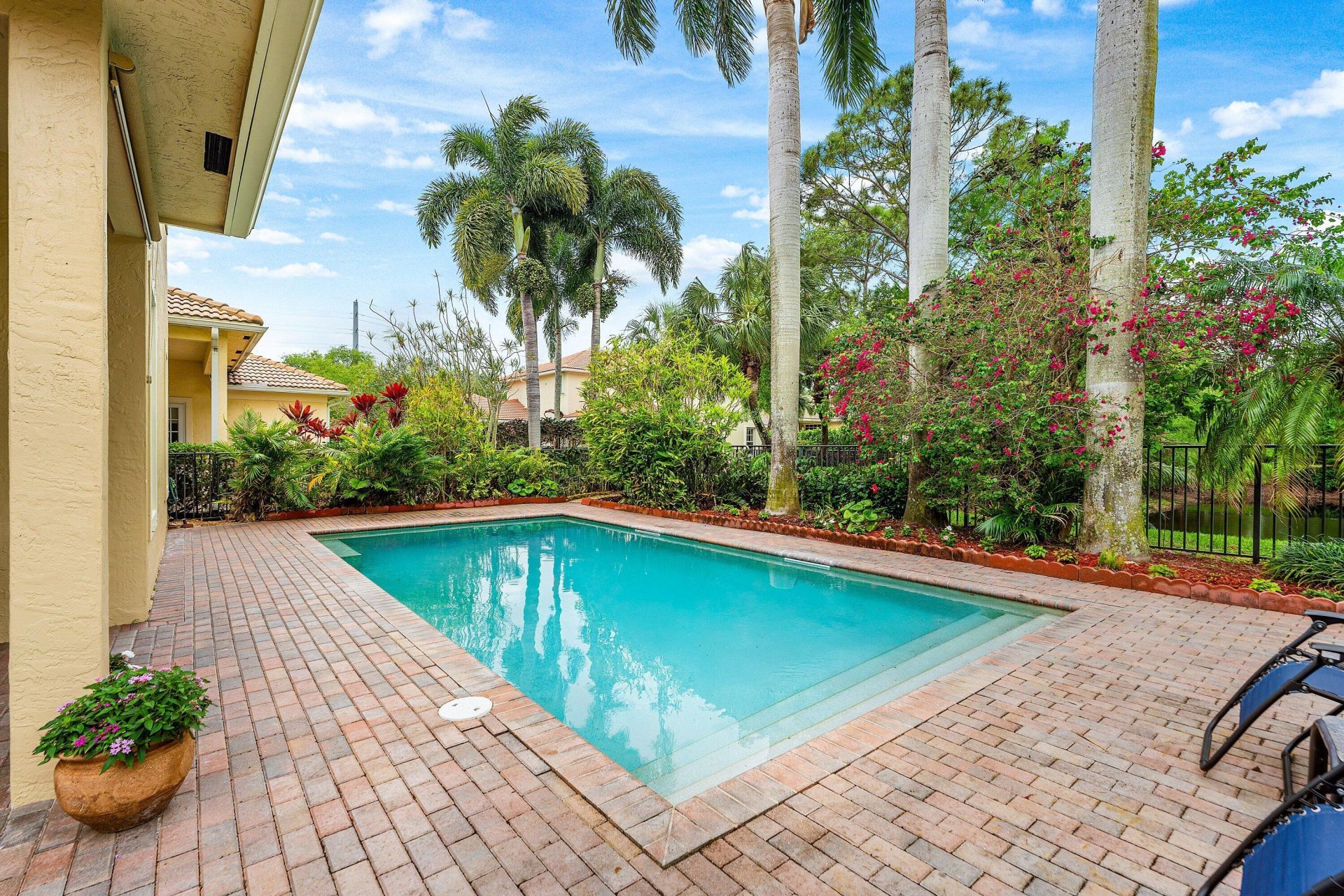 123 Via Castilla, Jupiter, FL 33458 Photo