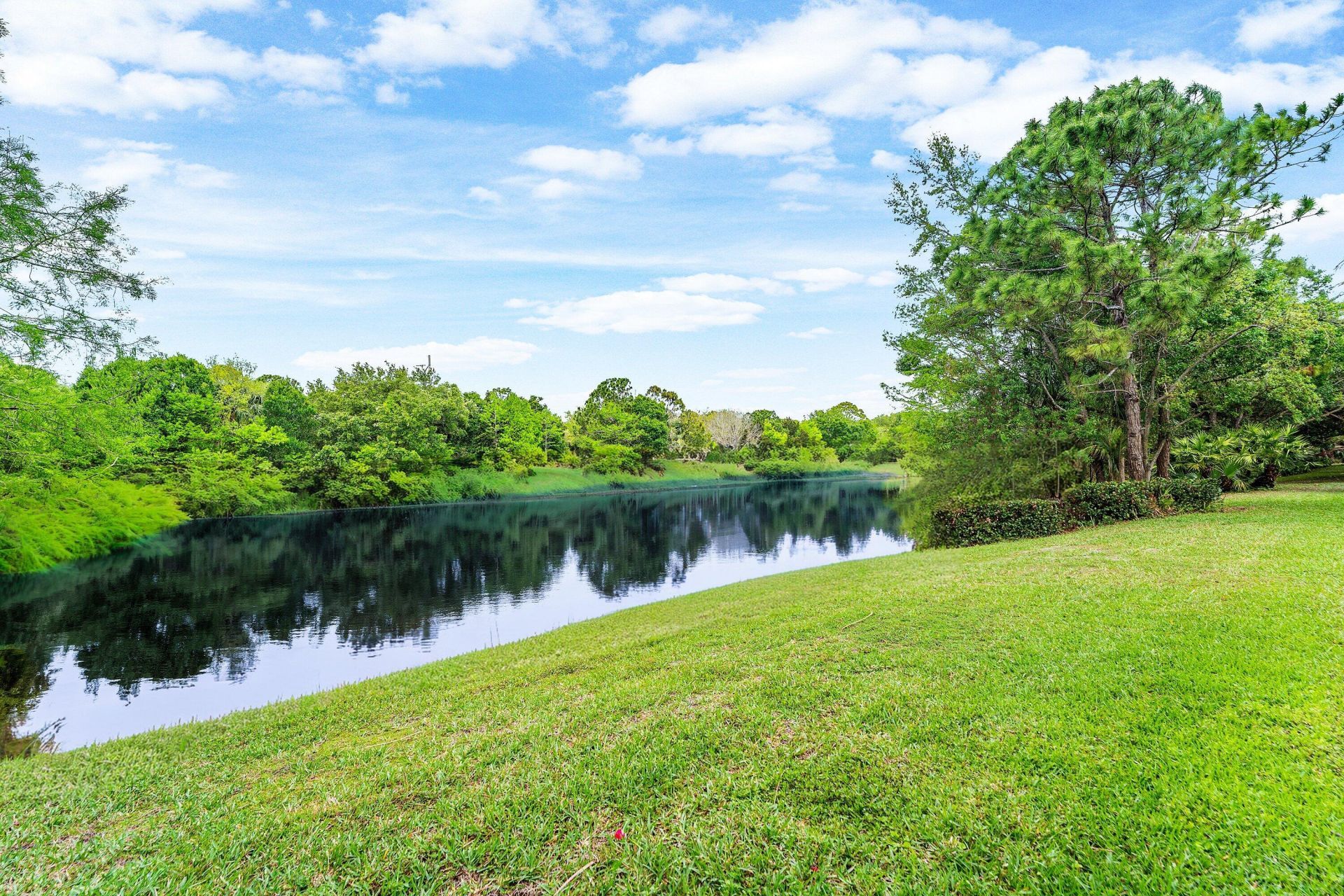 123 Via Castilla, Jupiter, FL 33458 Photo