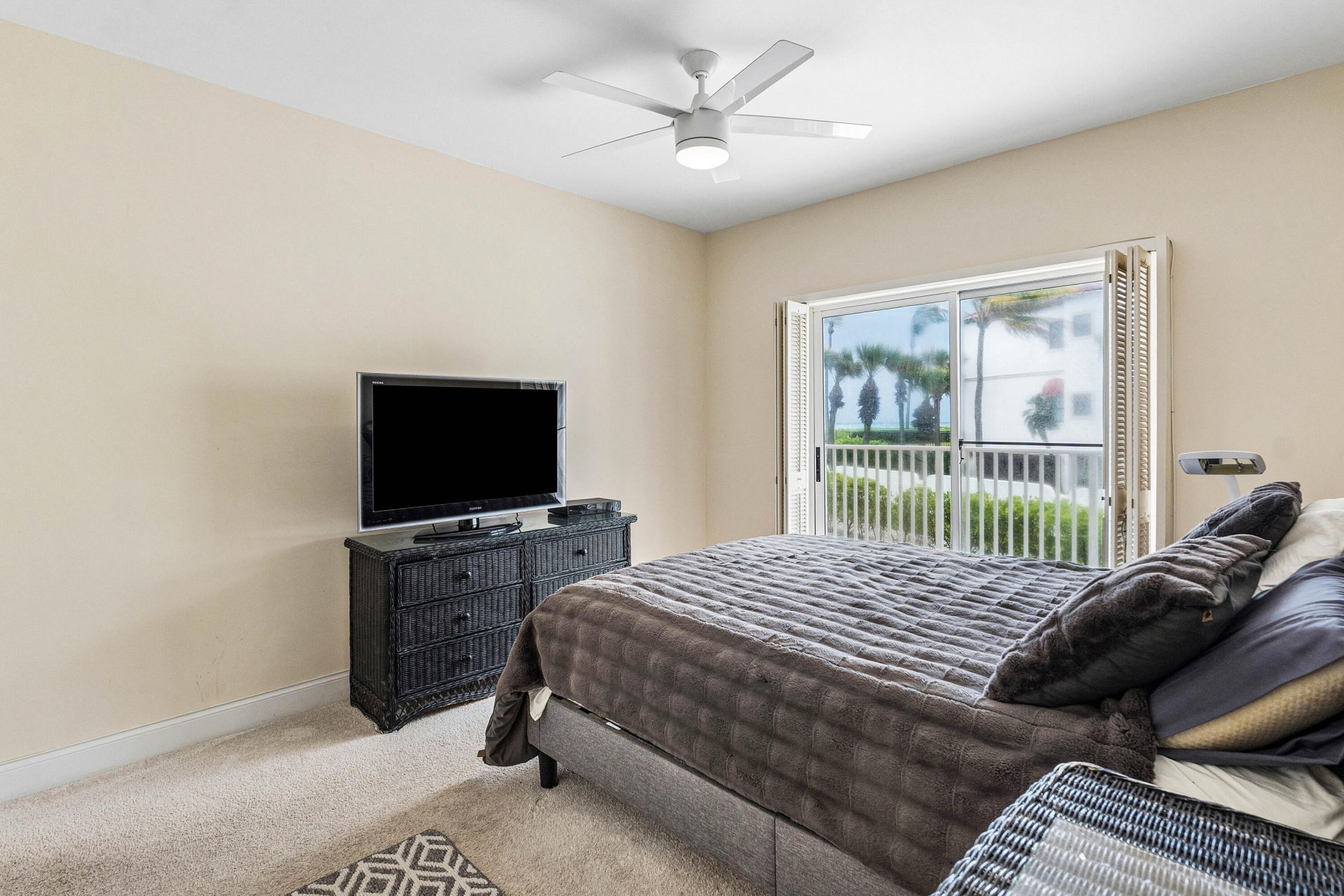 5900 Old Ocean Boulevard, Unit C5, Ocean Ridge, FL 33435 Photo