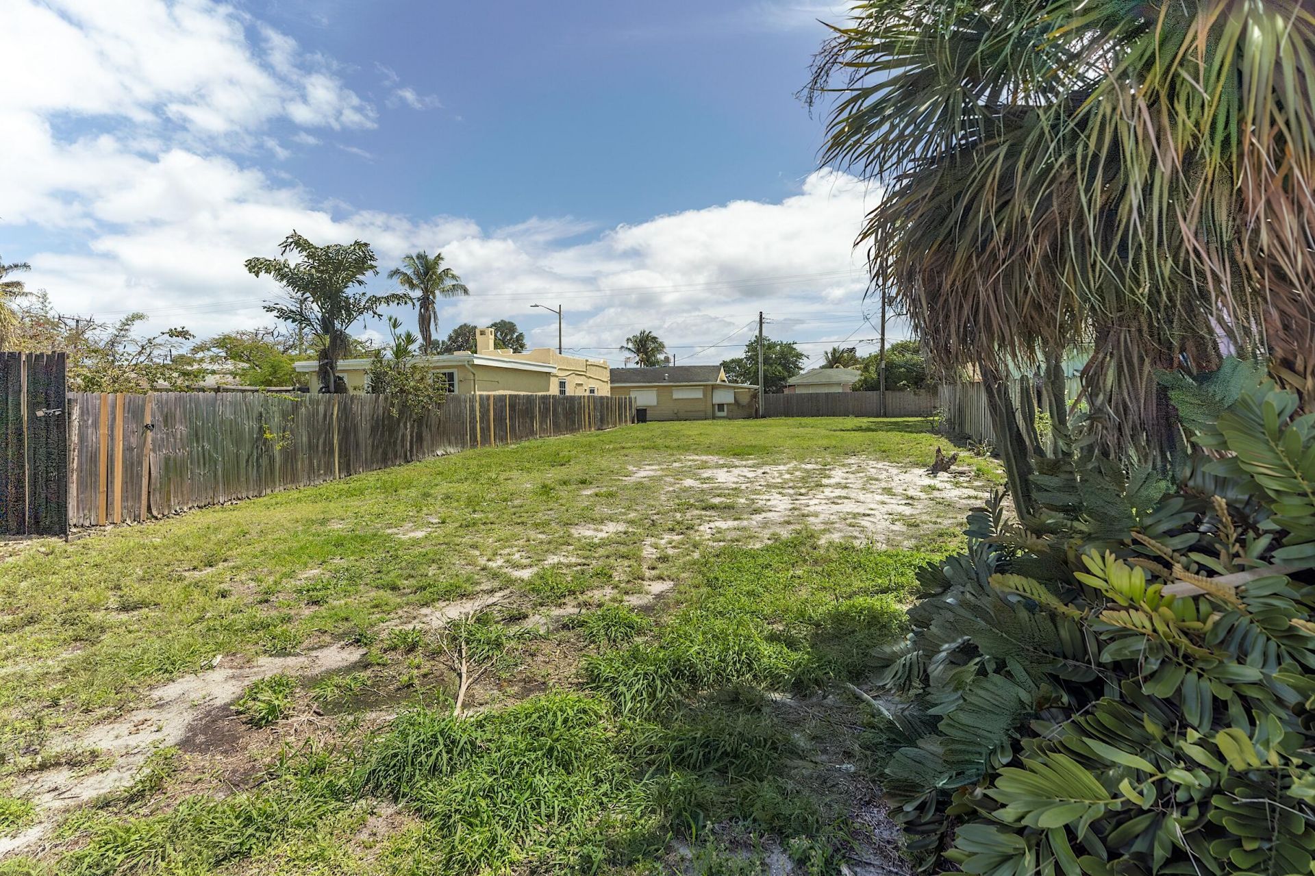 628 N K Street, Lake Worth Beach, FL 33460 Photo