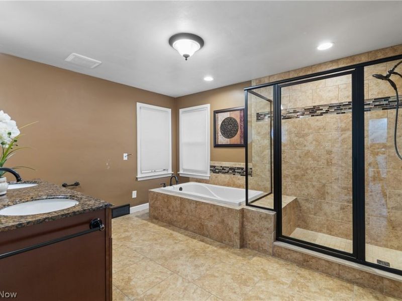 1807 Wicliff Avenue NE, Massillon, OH 44646 Photo 14