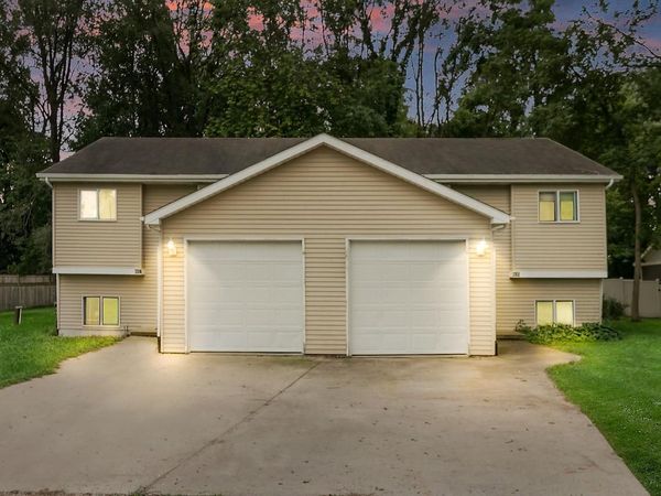 605 Gatewood DRIVE, Unit 607, Twin Lakes, WI 53181