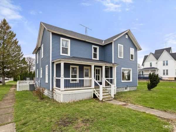 107 E Comanche Avenue , Shabbona, IL 60550