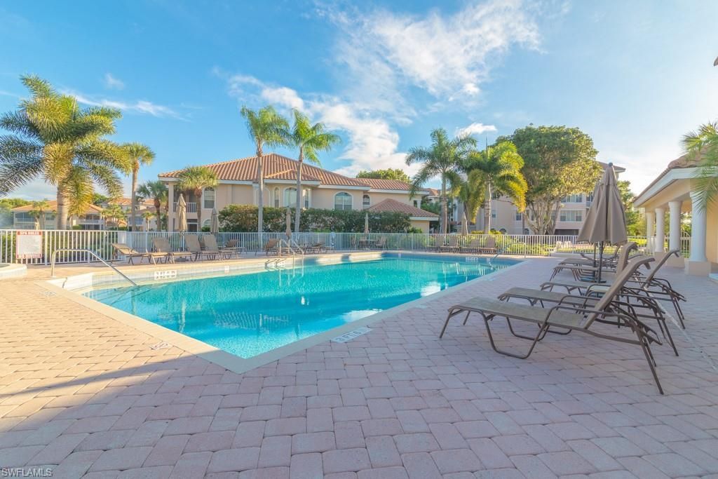 8460 Abbington Cir, Unit 1821, Naples, FL 34108 Photo
