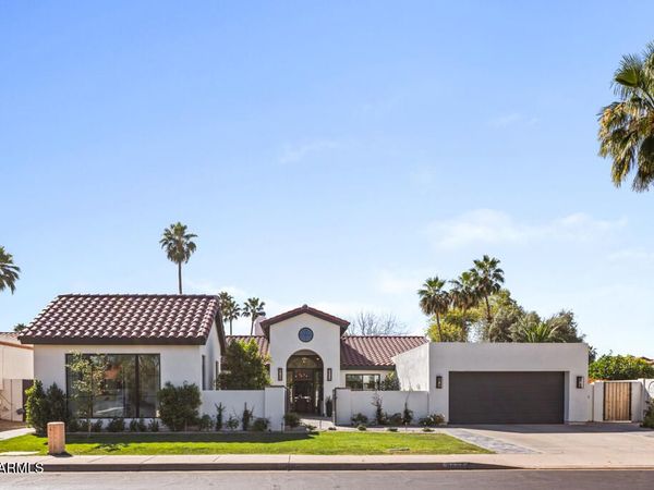 9627 E Gold Dust Avenue, Scottsdale, AZ 85258