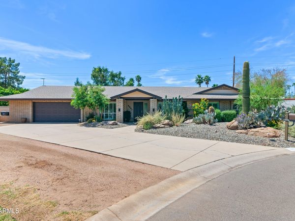 5601 E CHARTER OAK Road, Scottsdale, AZ 85254