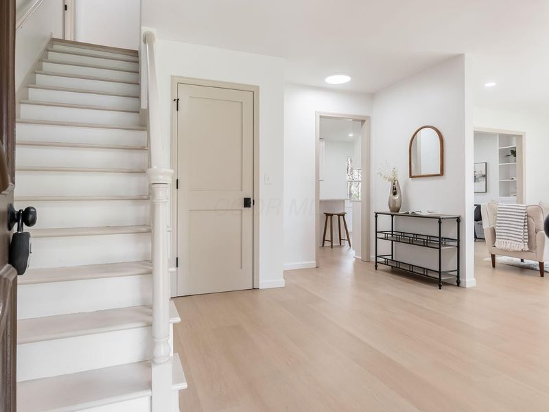 8458 Invergordon Court, Dublin, OH 43017 Photo 10