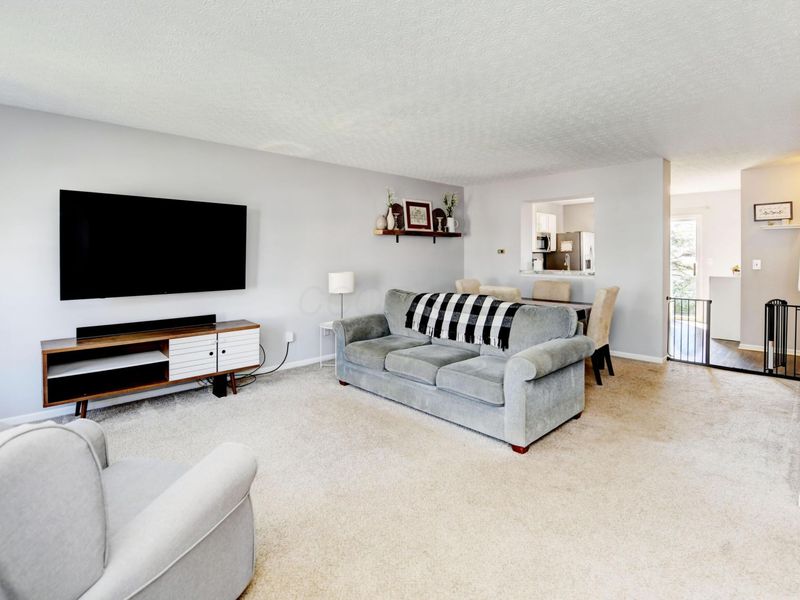 3469 Steiner Street, Columbus, OH 43231 Photo 4