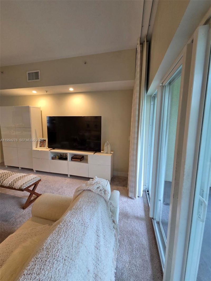 5300 NW 87th Ave, Unit 416, Doral, FL 33178 Photo