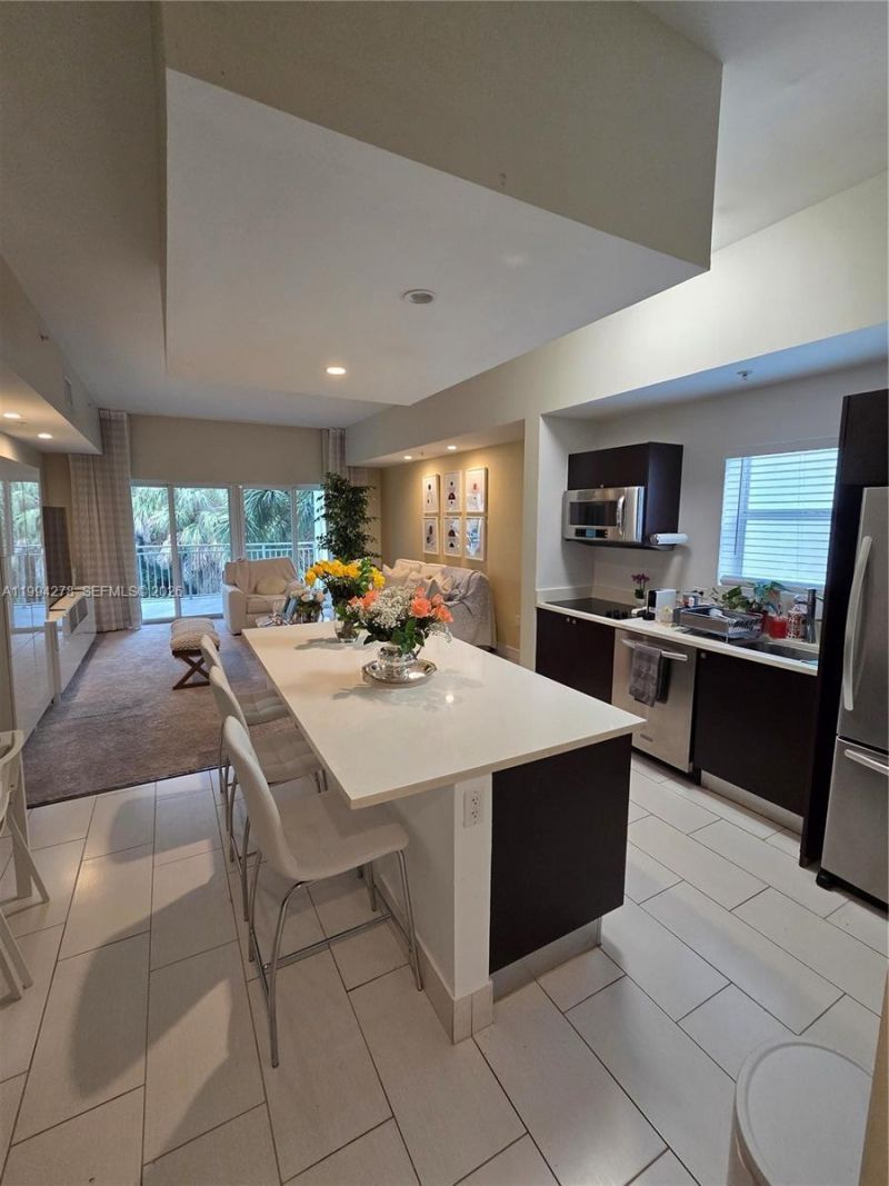 5300 NW 87th Ave, Unit 416, Doral, FL 33178 Photo