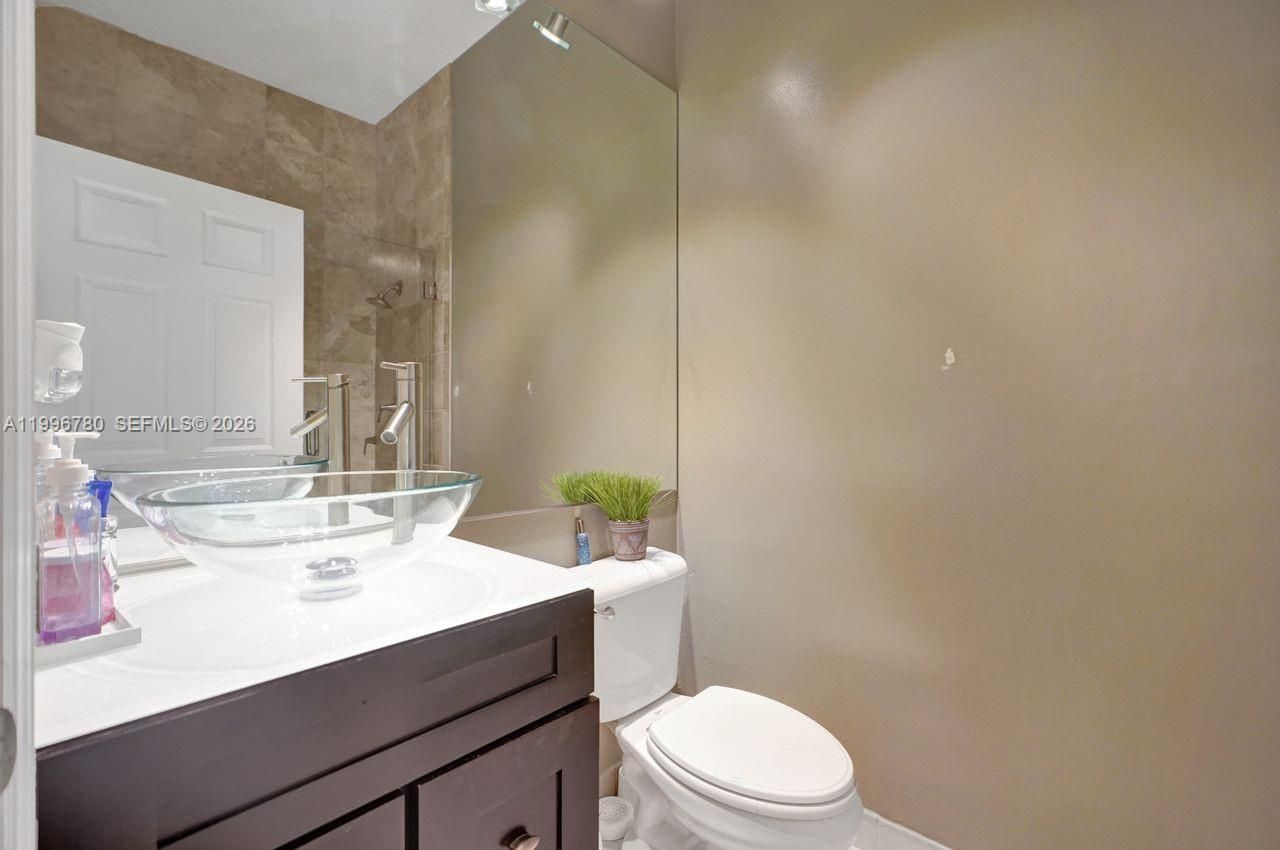 3982 W Whitewater Ave , Weston, FL 33332 Photo