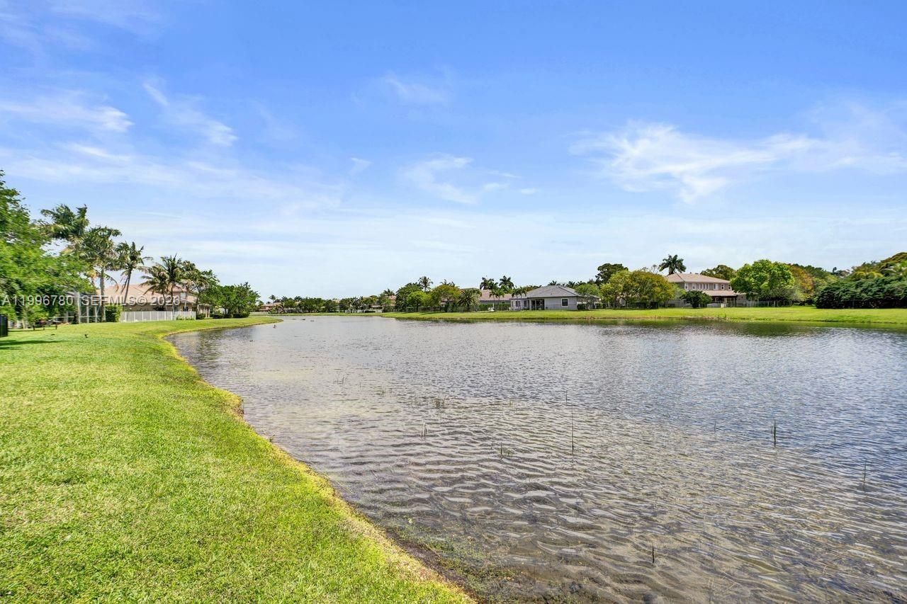 3982 W Whitewater Ave , Weston, FL 33332 Photo