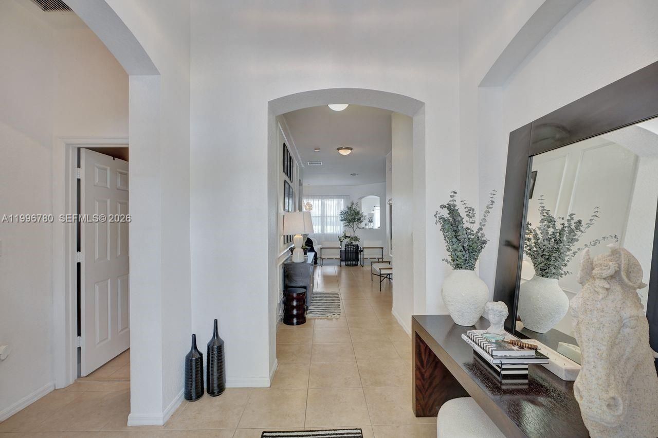 3982 W Whitewater Ave , Weston, FL 33332 Photo