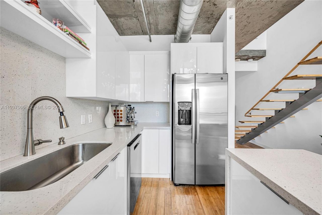 690 SW 1st Ct, Unit 1709, Miami, FL 33130 Photo