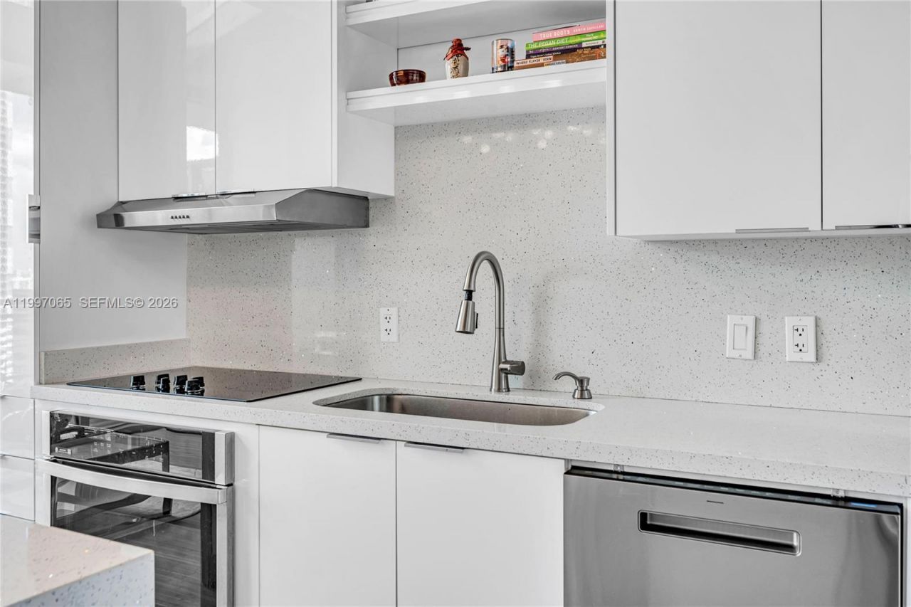 690 SW 1st Ct, Unit 1709, Miami, FL 33130 Photo