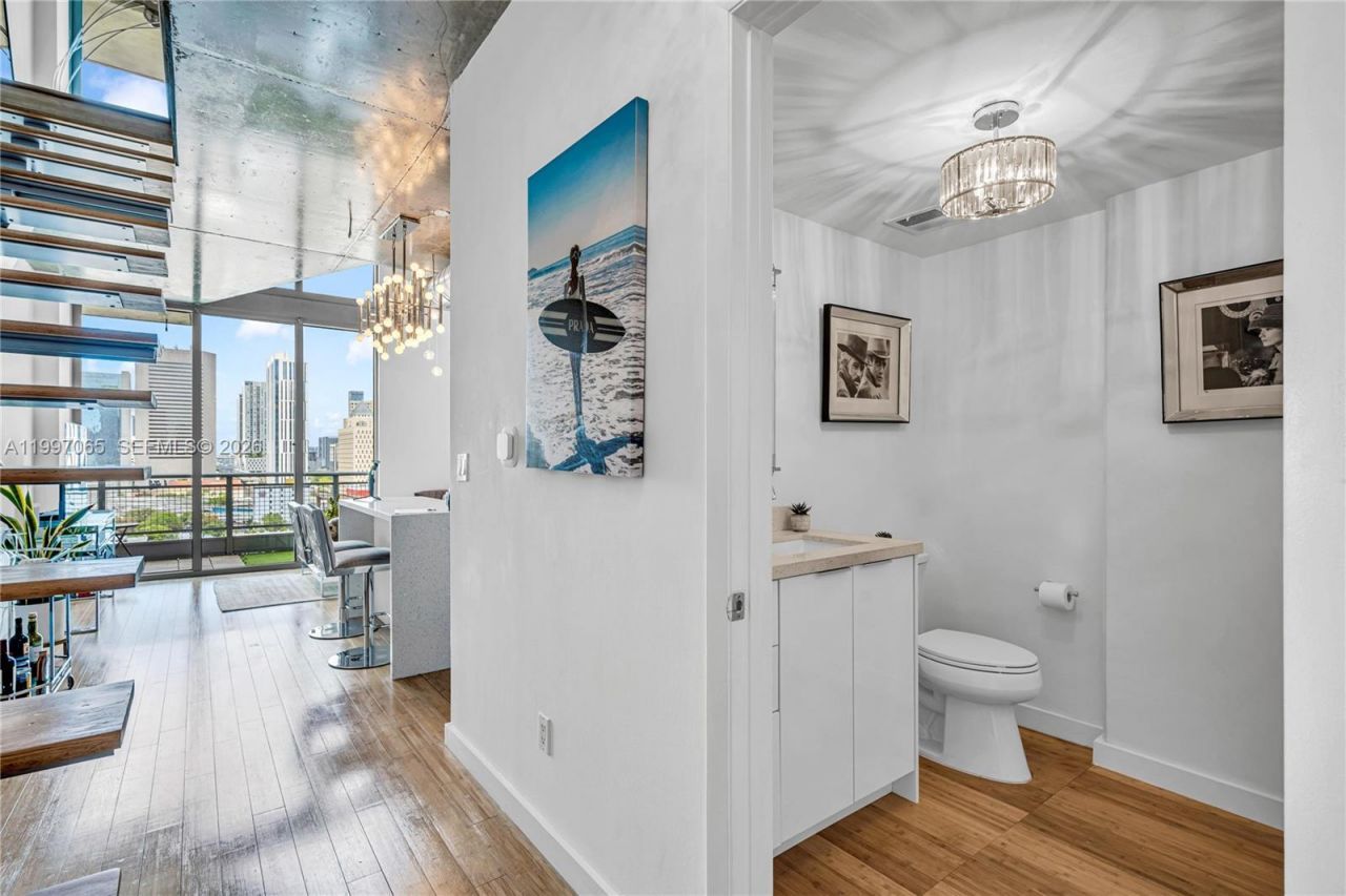 690 SW 1st Ct, Unit 1709, Miami, FL 33130 Photo