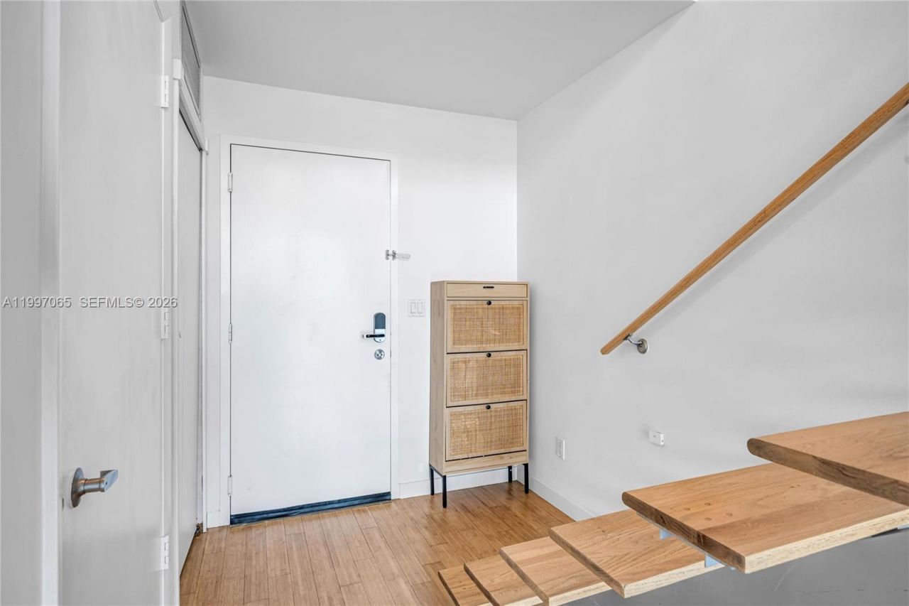 690 SW 1st Ct, Unit 1709, Miami, FL 33130 Photo