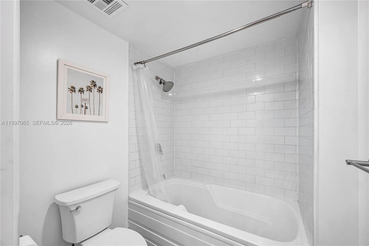 690 SW 1st Ct, Unit 1709, Miami, FL 33130 Photo