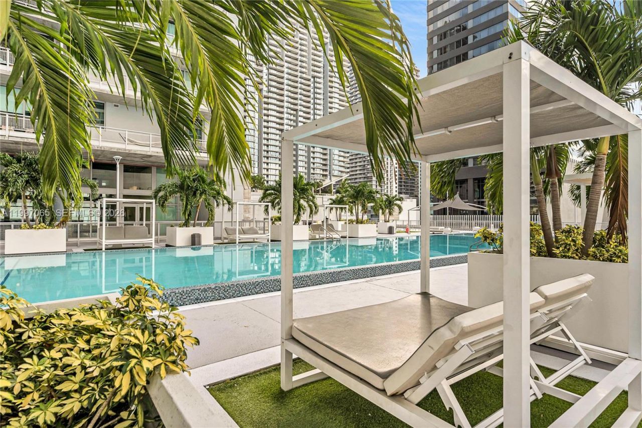 690 SW 1st Ct, Unit 1709, Miami, FL 33130 Photo