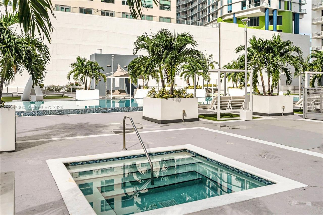 690 SW 1st Ct, Unit 1709, Miami, FL 33130 Photo