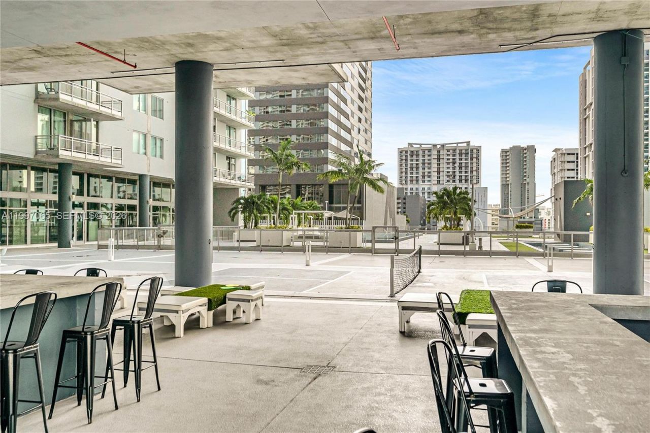 690 SW 1st Ct, Unit 1709, Miami, FL 33130 Photo