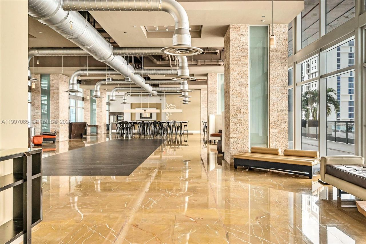 690 SW 1st Ct, Unit 1709, Miami, FL 33130 Photo