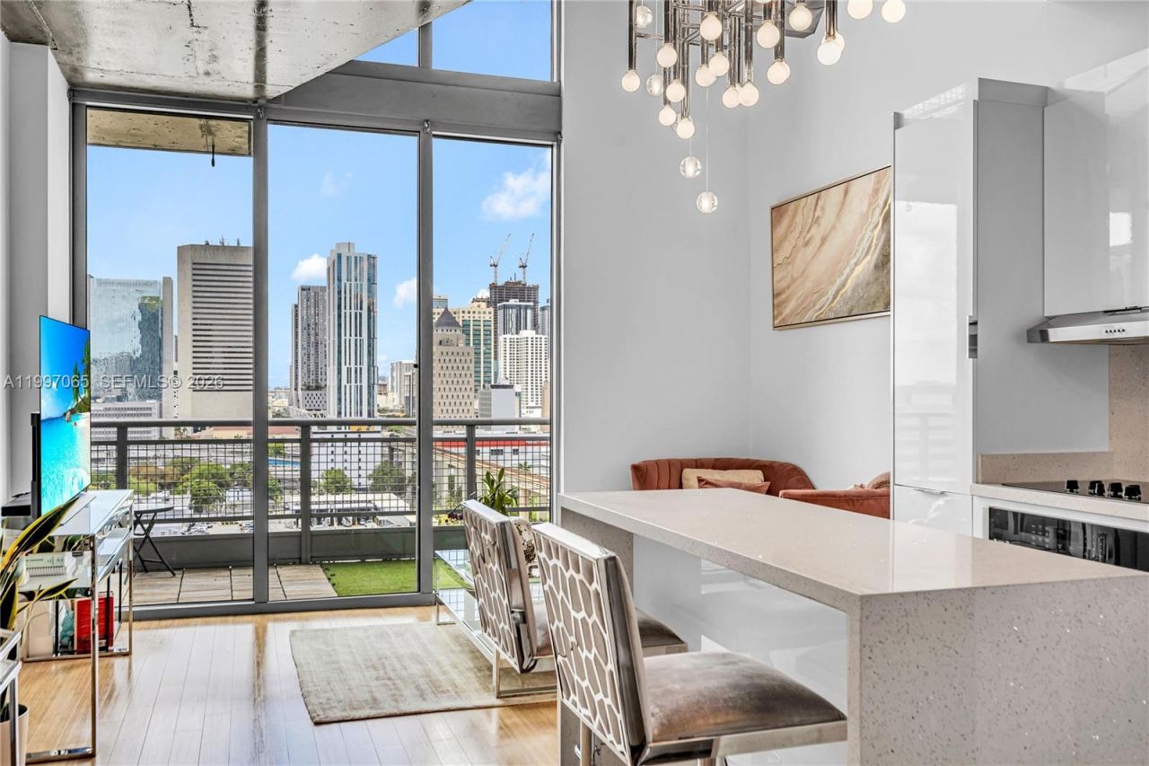 690 SW 1st Ct, Unit 1709, Miami, FL 33130 Photo