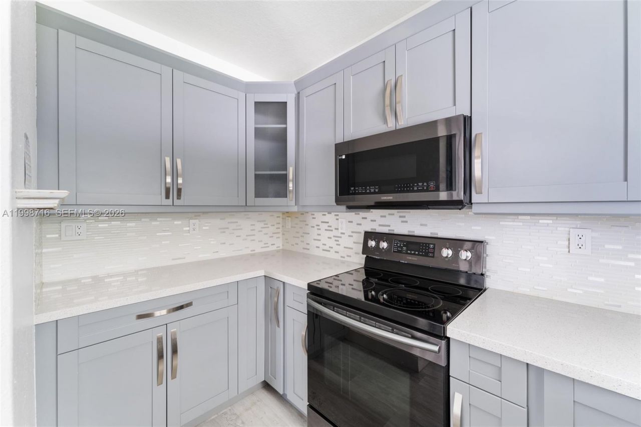379 NE 31st Ave, Unit 379, Homestead, FL 33033 Photo