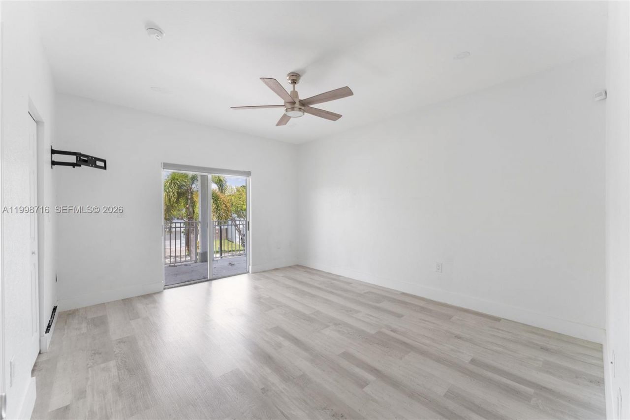 379 NE 31st Ave, Unit 379, Homestead, FL 33033 Photo