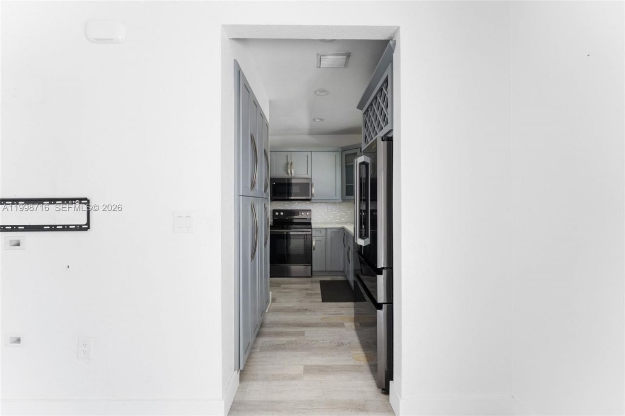 379 NE 31st Ave, Unit 379, Homestead, FL 33033 Photo