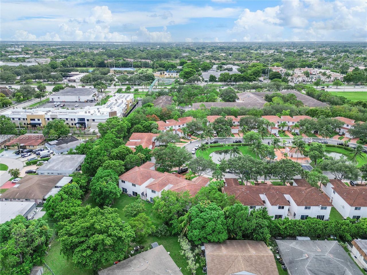 7659 Tamarac Island Circle, Tamarac, FL 33321 Photo
