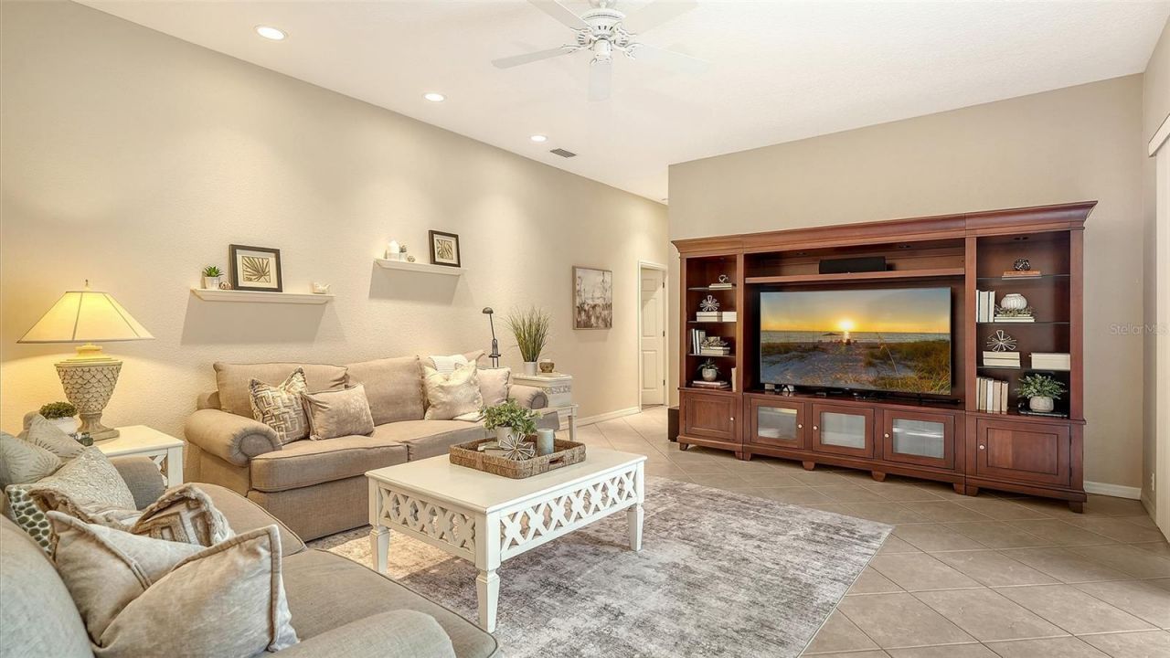 7312 Pine Valley Street, Bradenton, FL 34202 Photo