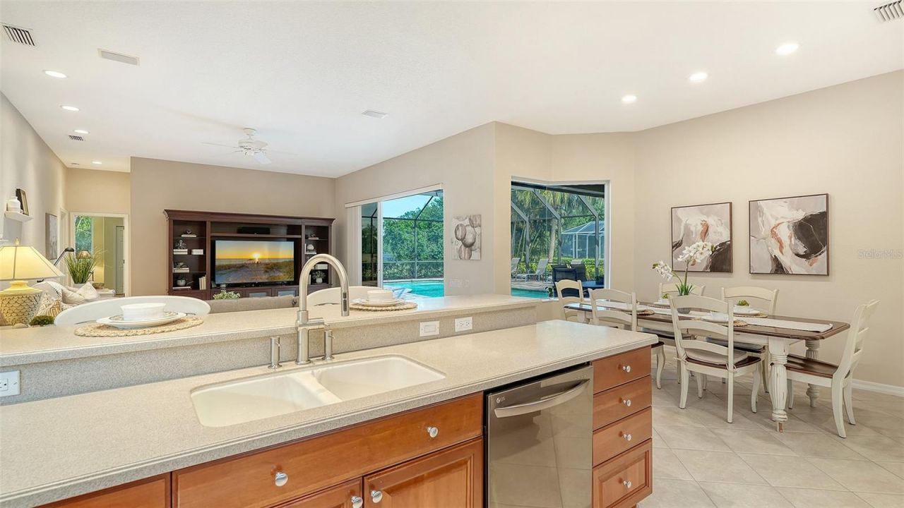 7312 Pine Valley Street, Bradenton, FL 34202 Photo